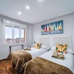 Ventana De Poniente, Dos Frente A La Playa Con Parking Privado Apartamento Gijón